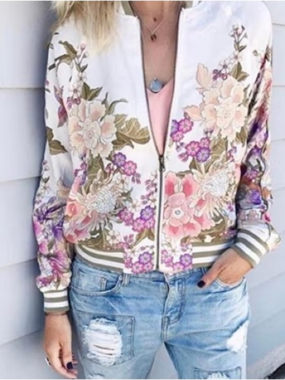 SPELL BLUE SKIES BOMBER JACKET- size M
Excellent condition